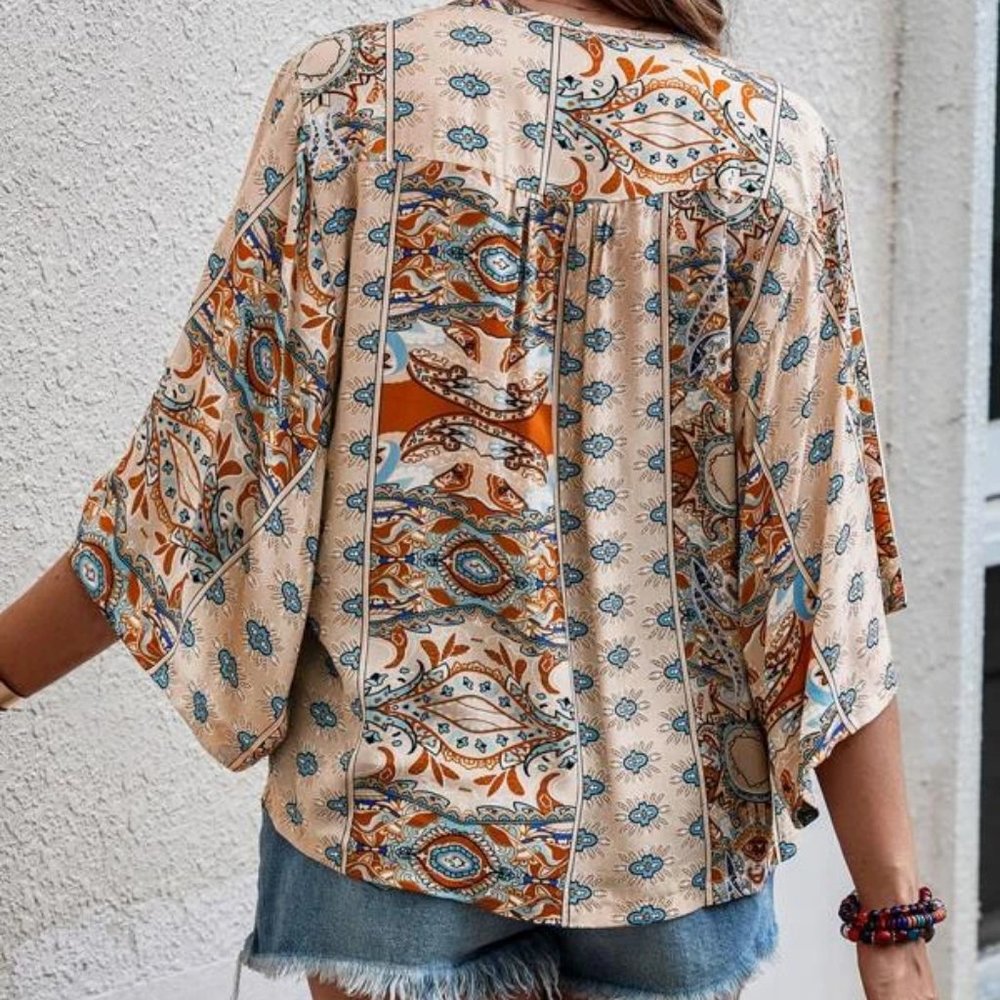 Boho" Batwing Sleeve Blouse. NWT - Picture 4 of 5